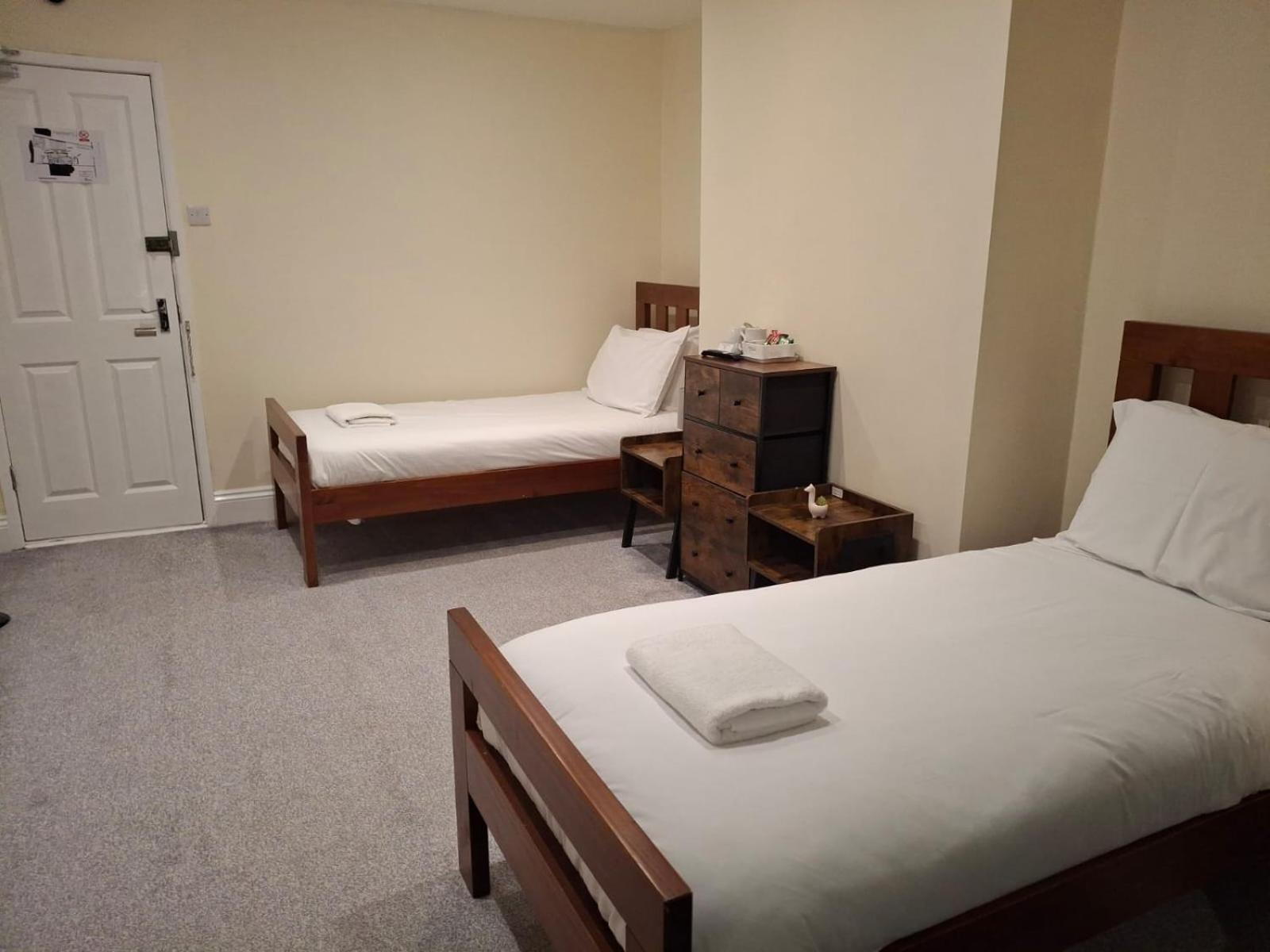 Inn By The Sea, Portsmouth - En Suite Rooms With Sea View Possible, Parking Ev 22Kw Kültér fotó