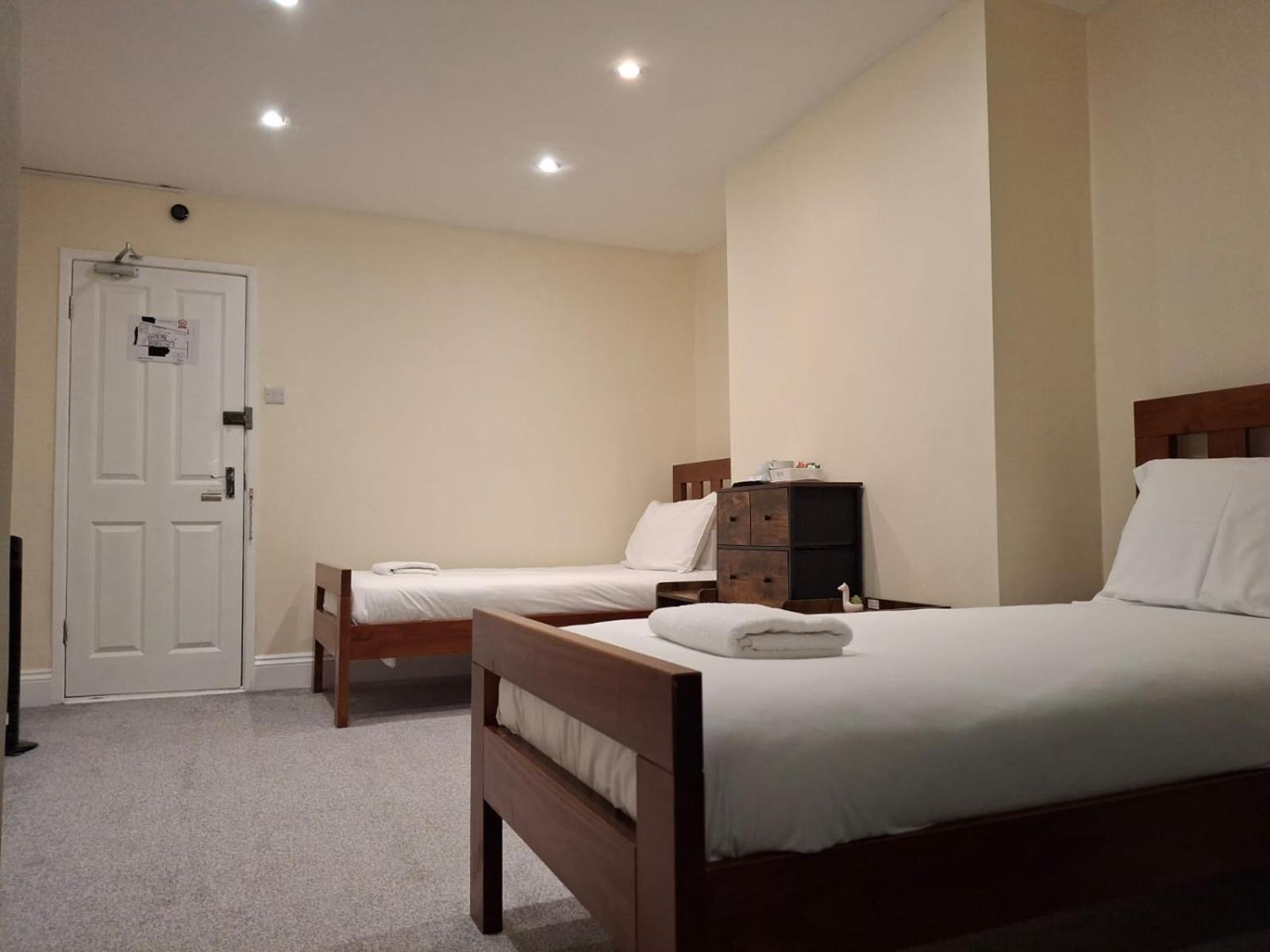 Inn By The Sea, Portsmouth - En Suite Rooms With Sea View Possible, Parking Ev 22Kw Kültér fotó